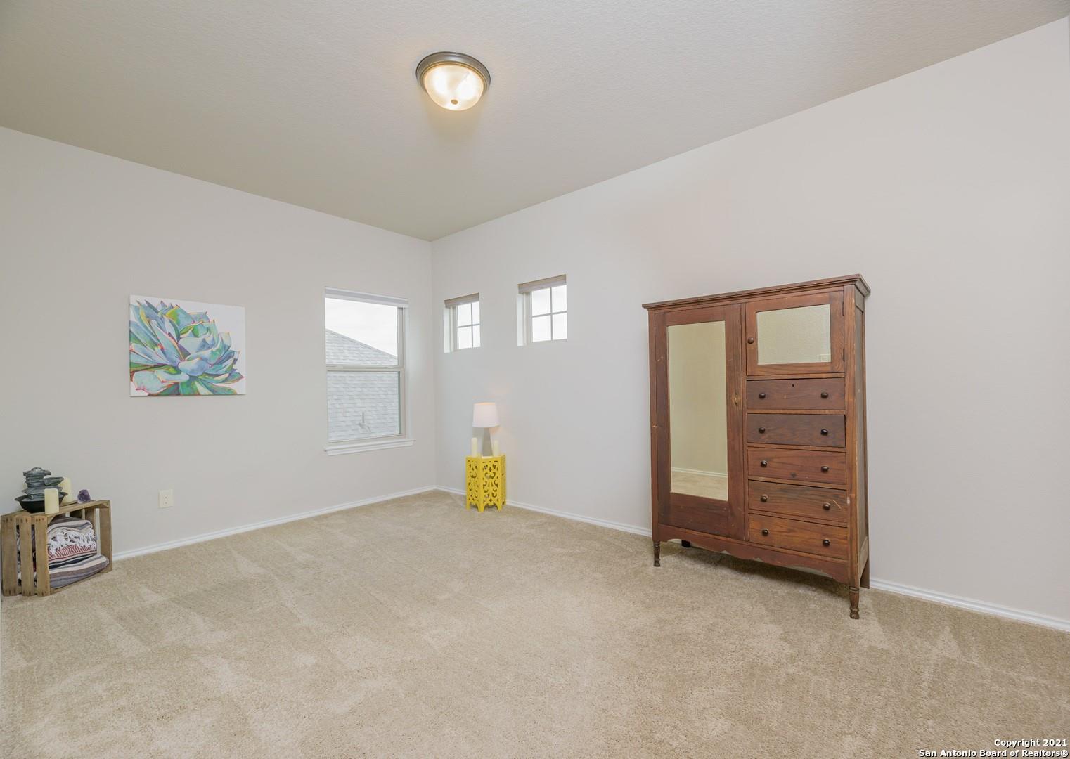 2032 Glen Hollow HOLW