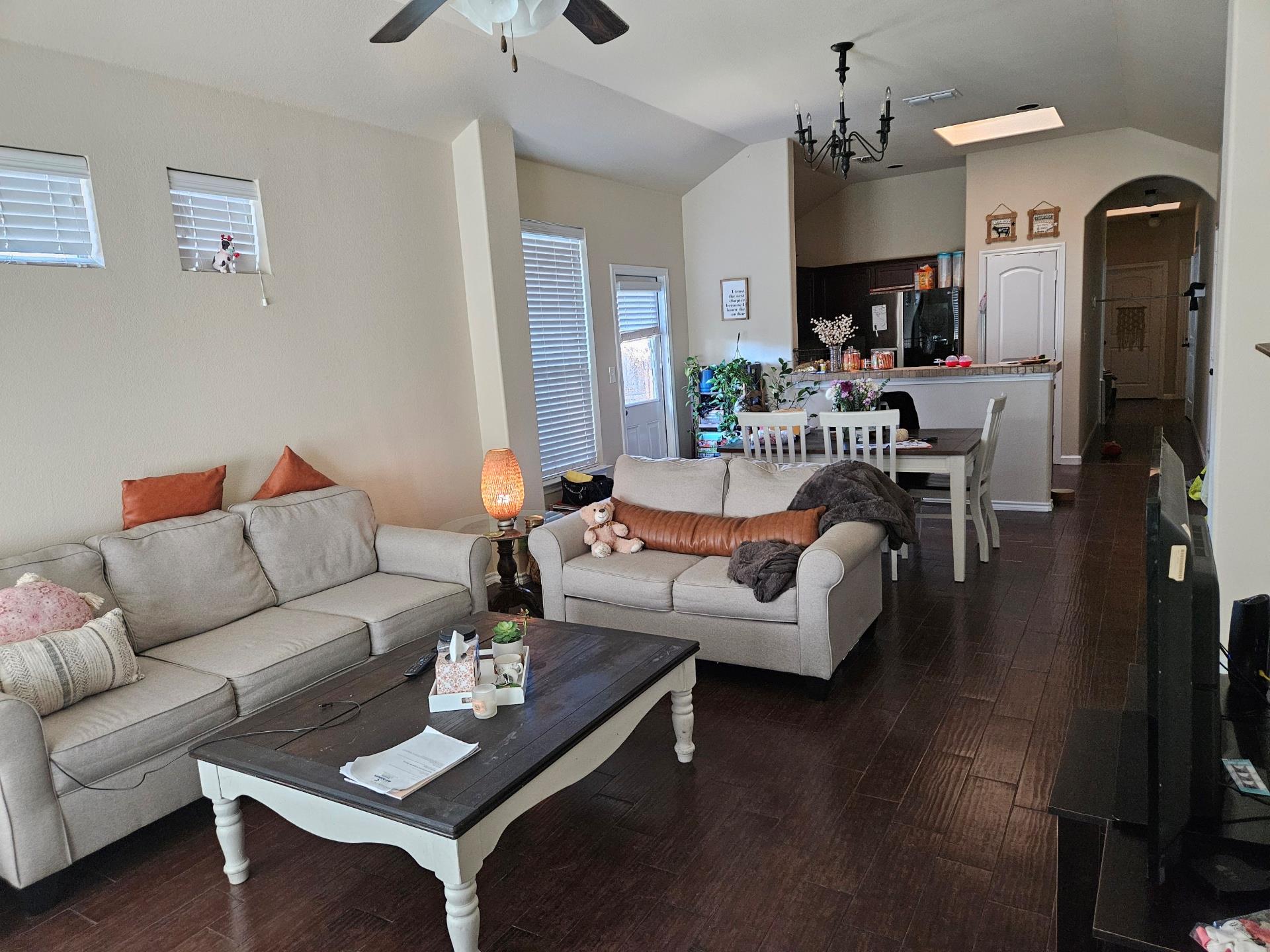 101 Creekside Villa DR