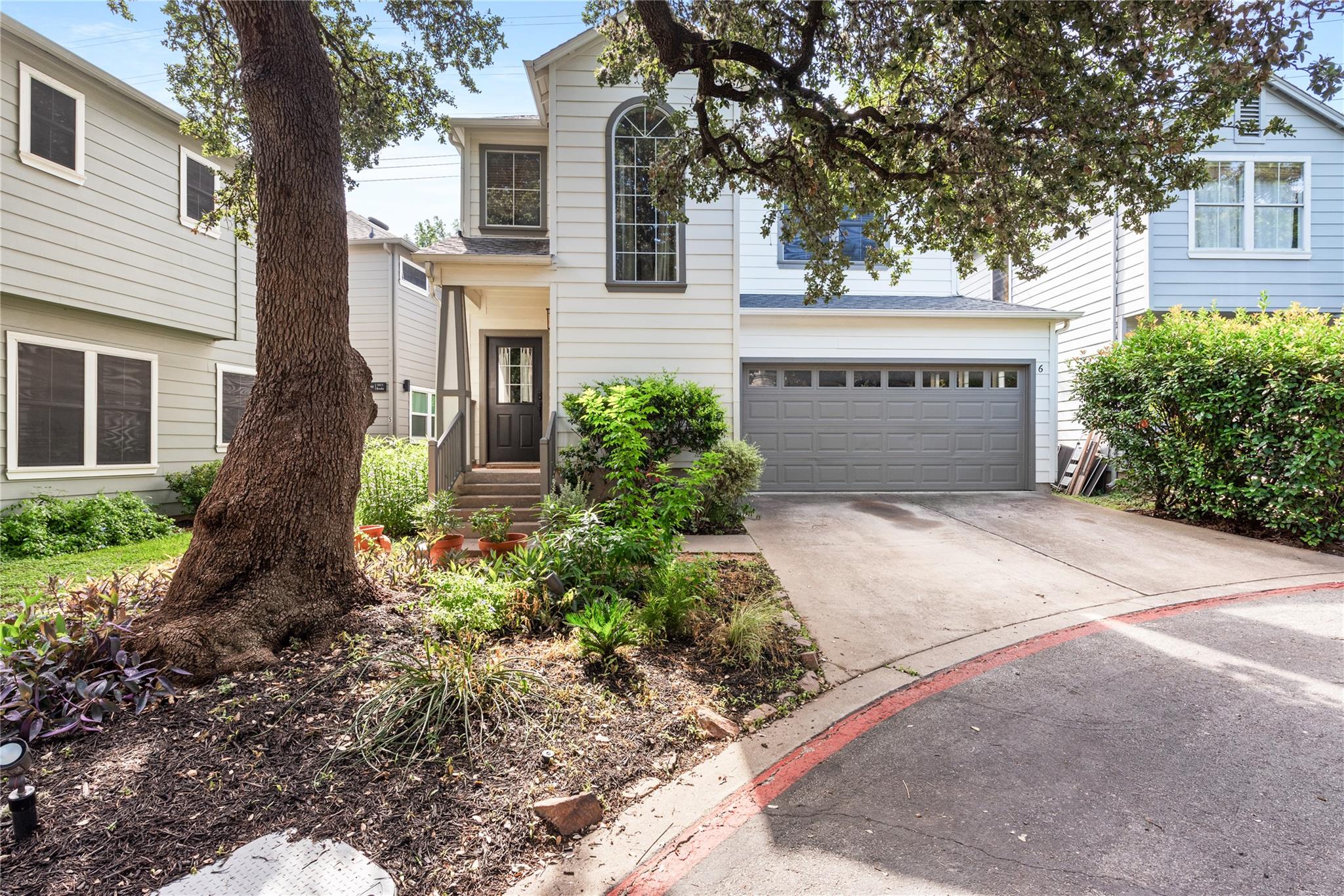 1011 Brodie ST # 6