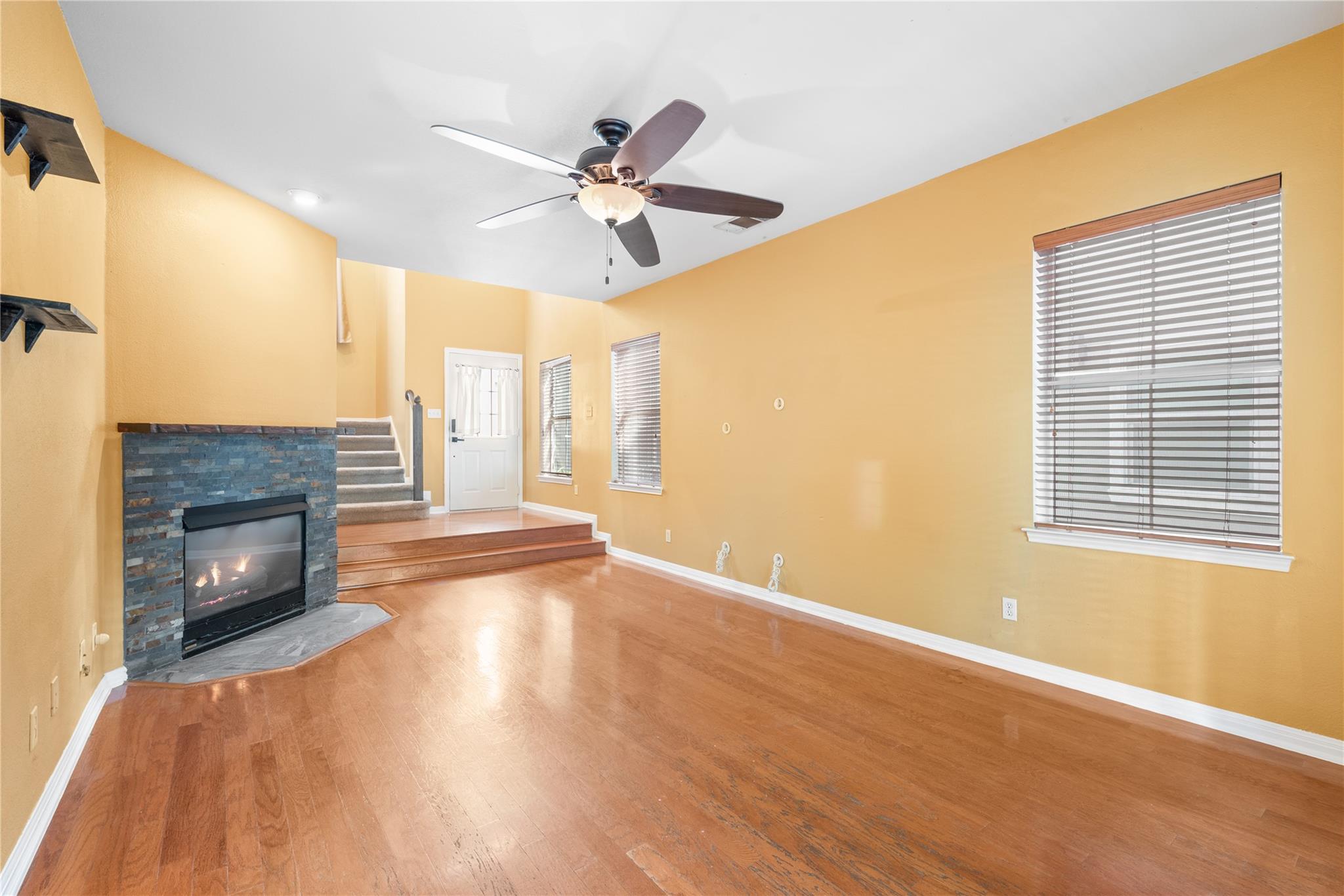 1011 Brodie ST # 6