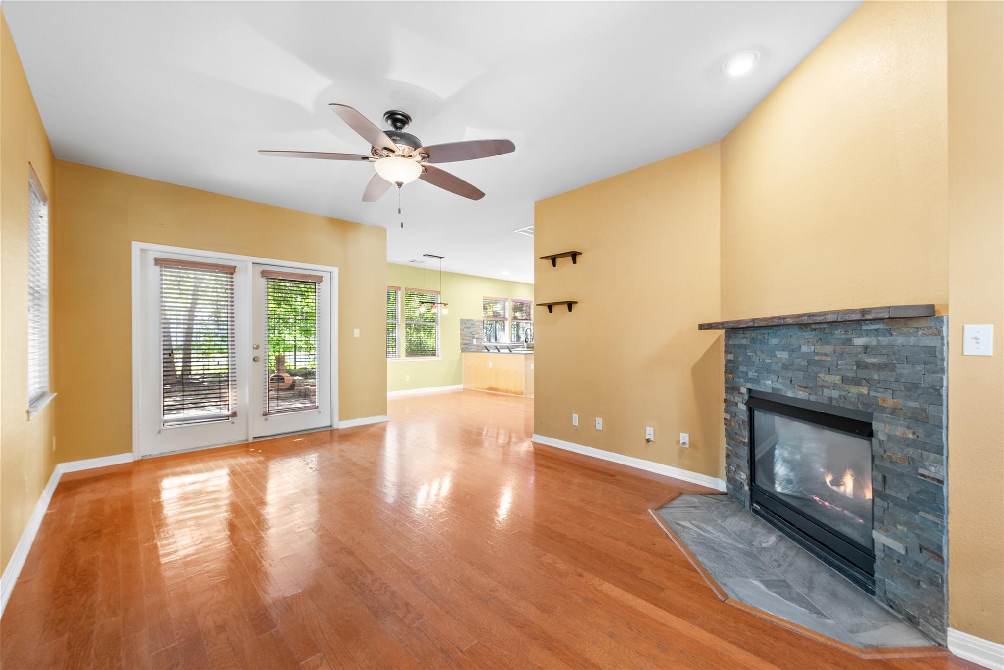 1011 Brodie ST # 6