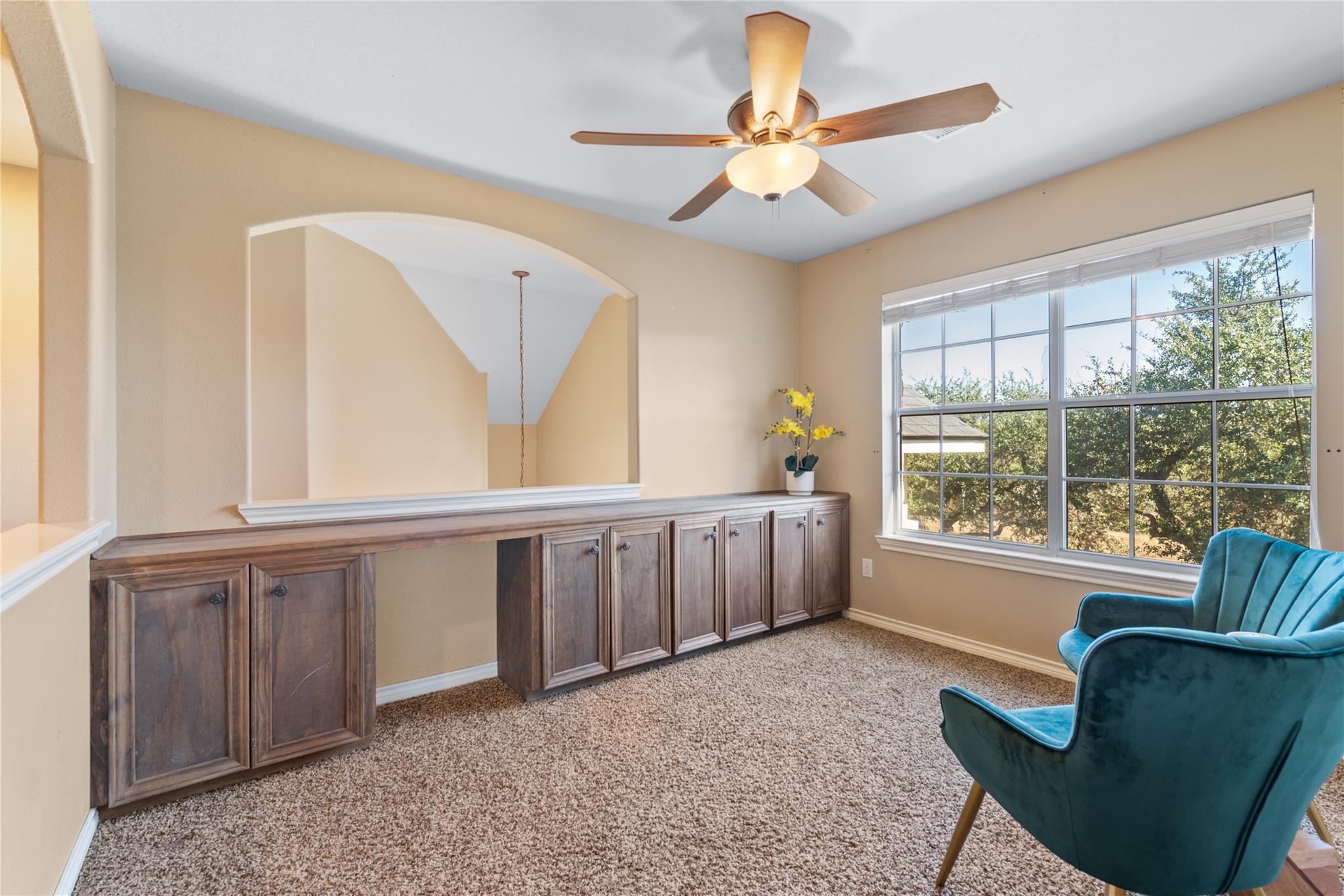 1021 Canna Lily CIR