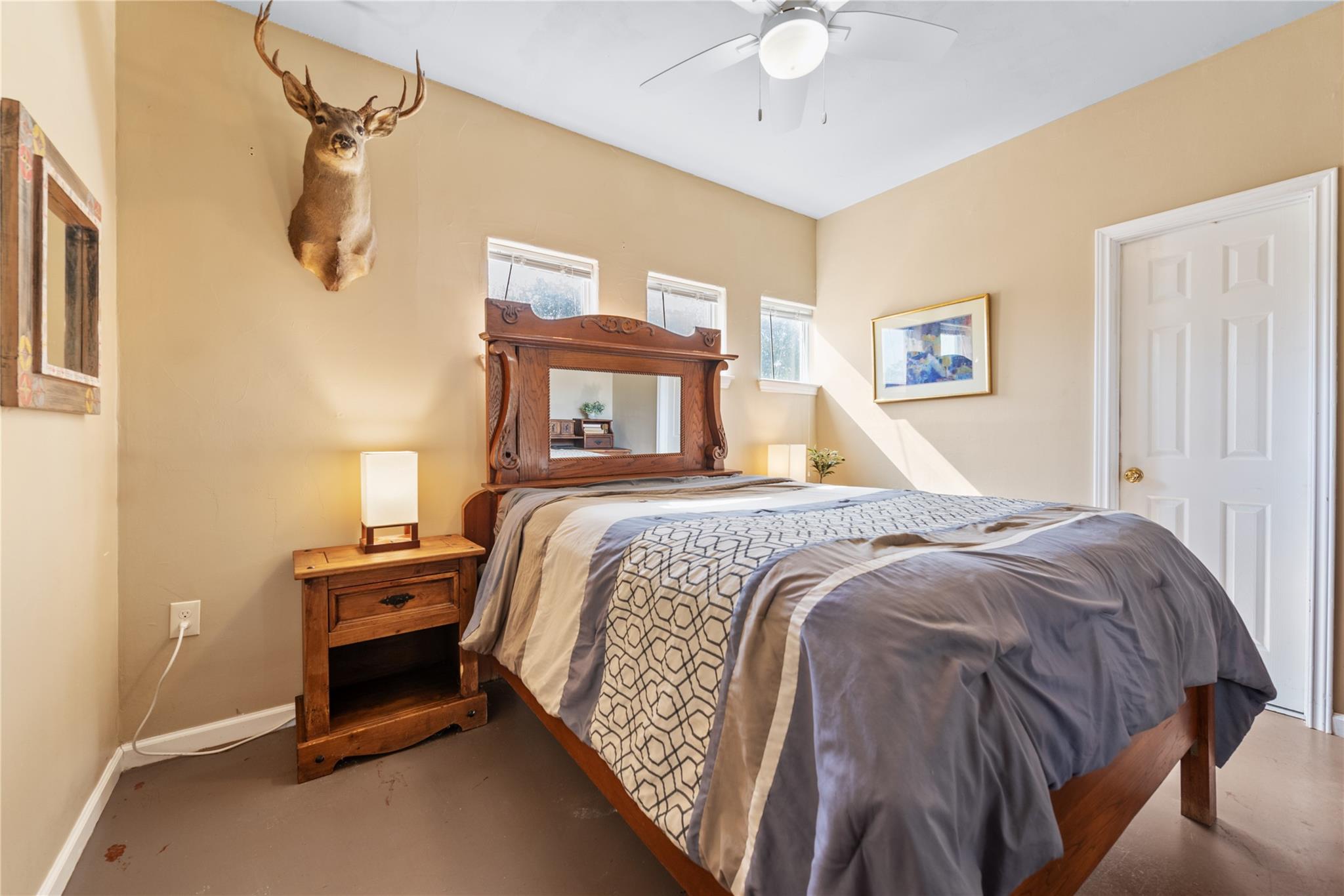 1021 Canna Lily CIR