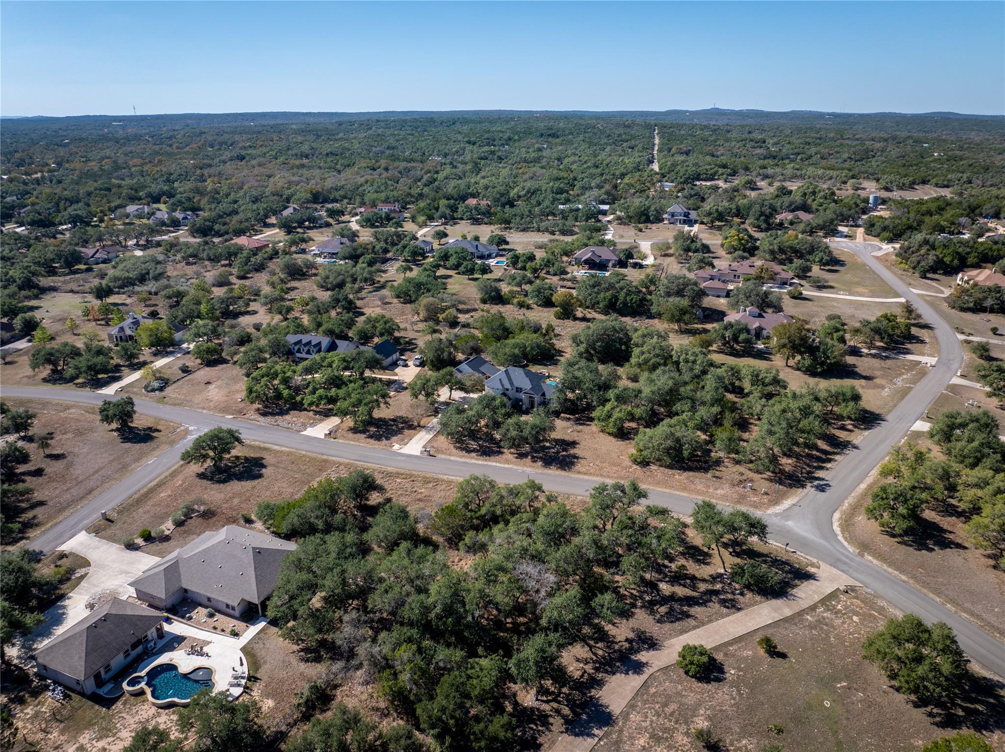 1021 Canna Lily CIR