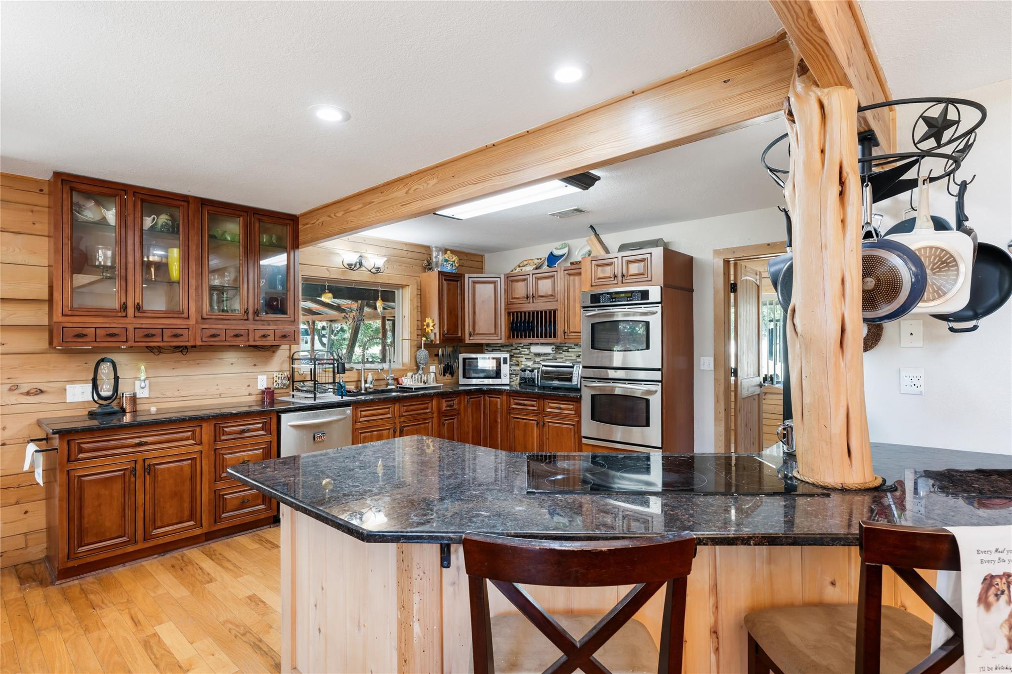 103 Ridge Oak DR