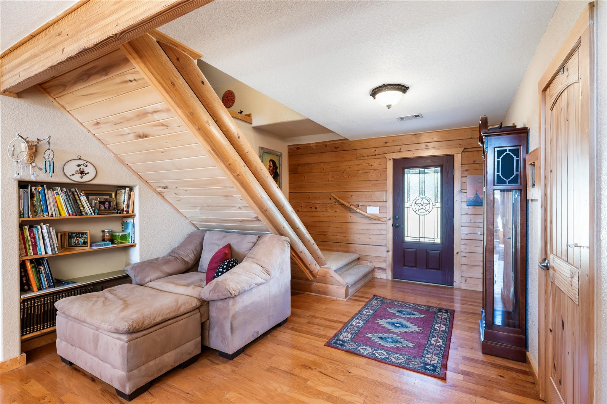 103 Ridge Oak DR
