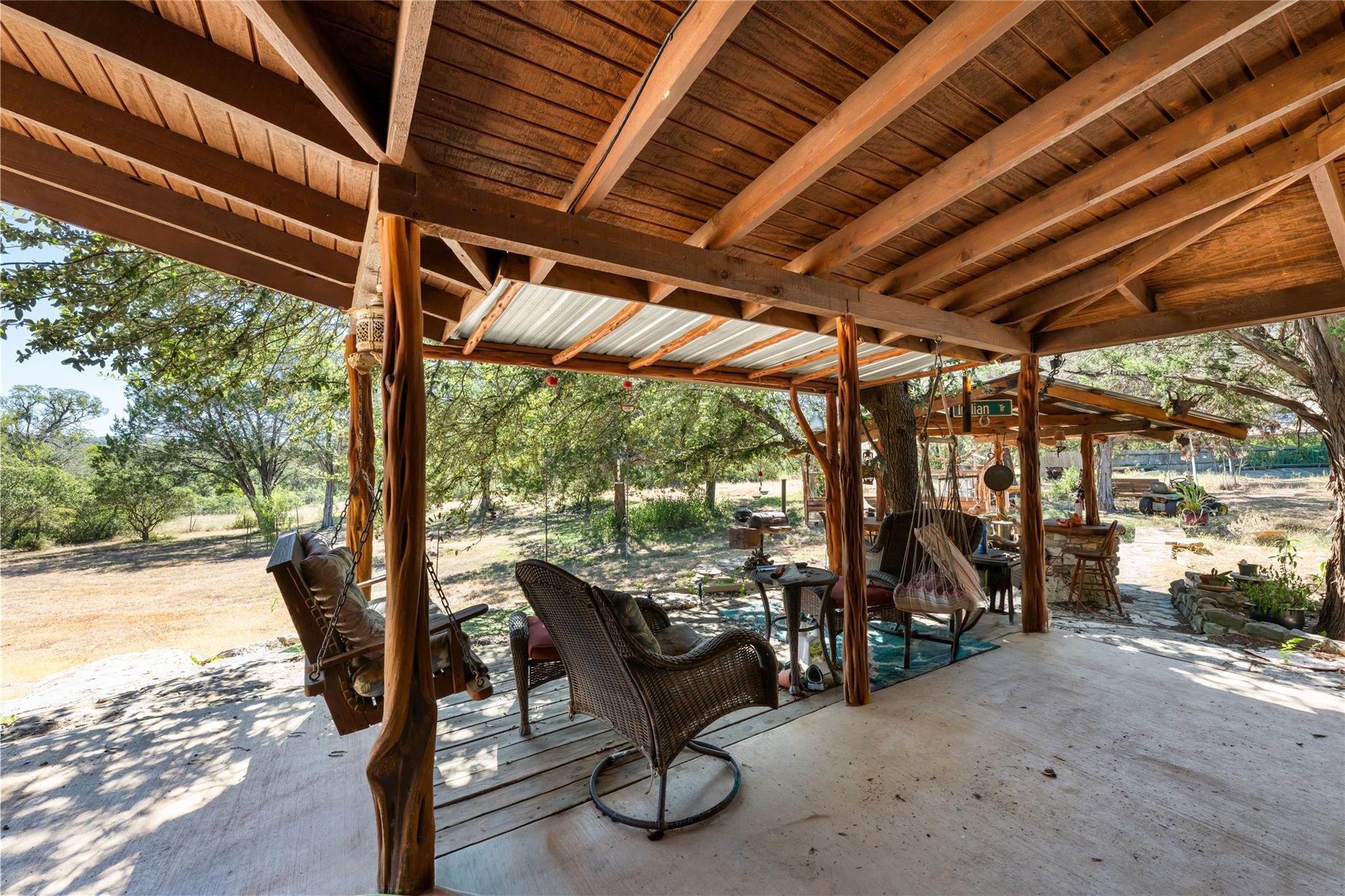 103 Ridge Oak DR
