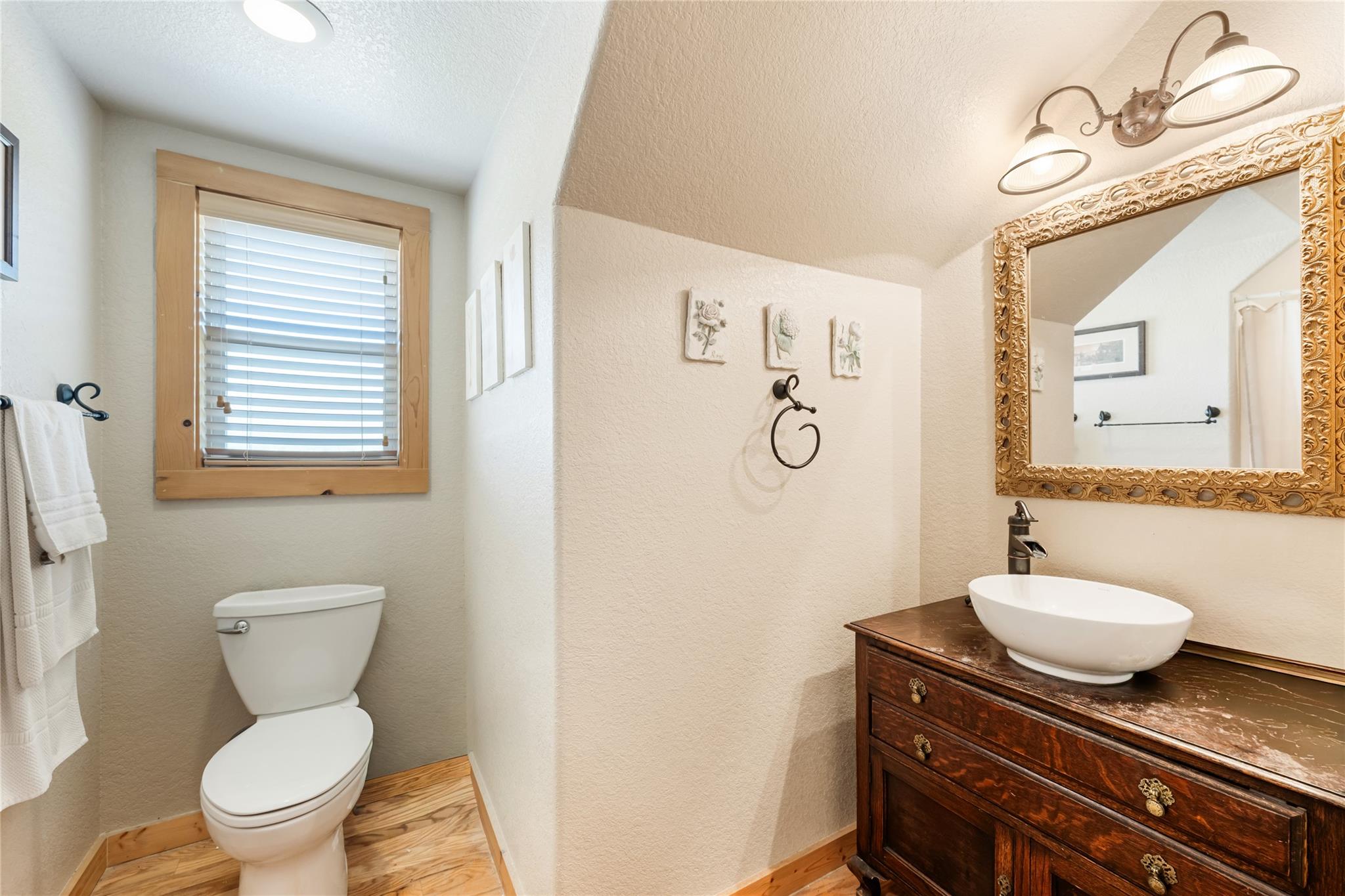 103 Ridge Oak DR