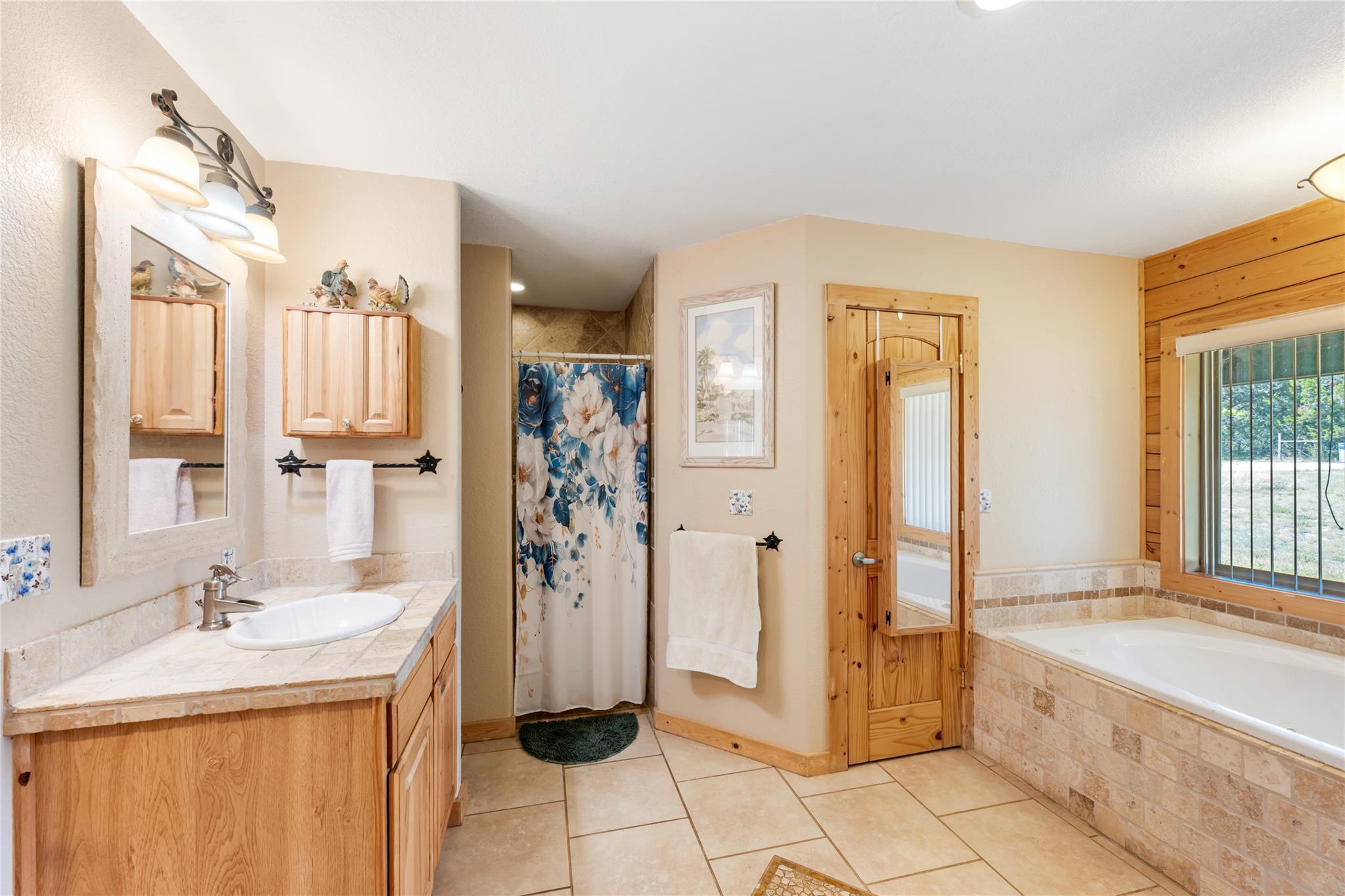 103 Ridge Oak DR