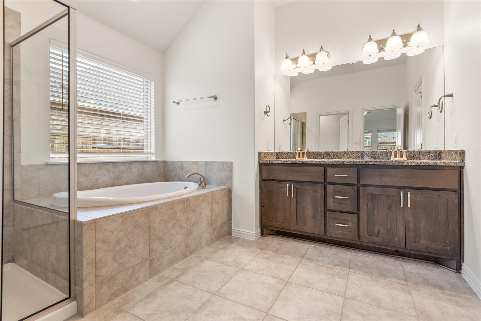 682 Coyote Creek WAY