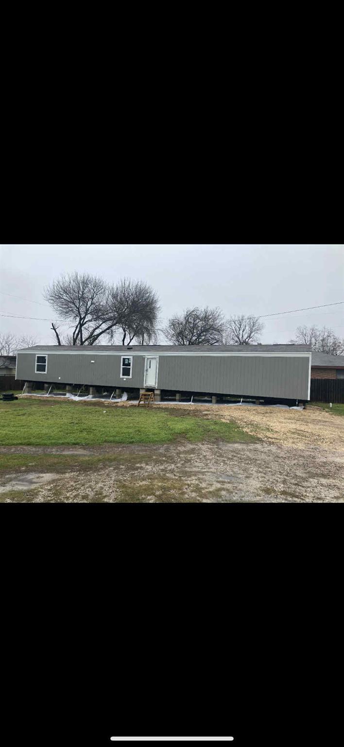 304 Regina DR, Buda