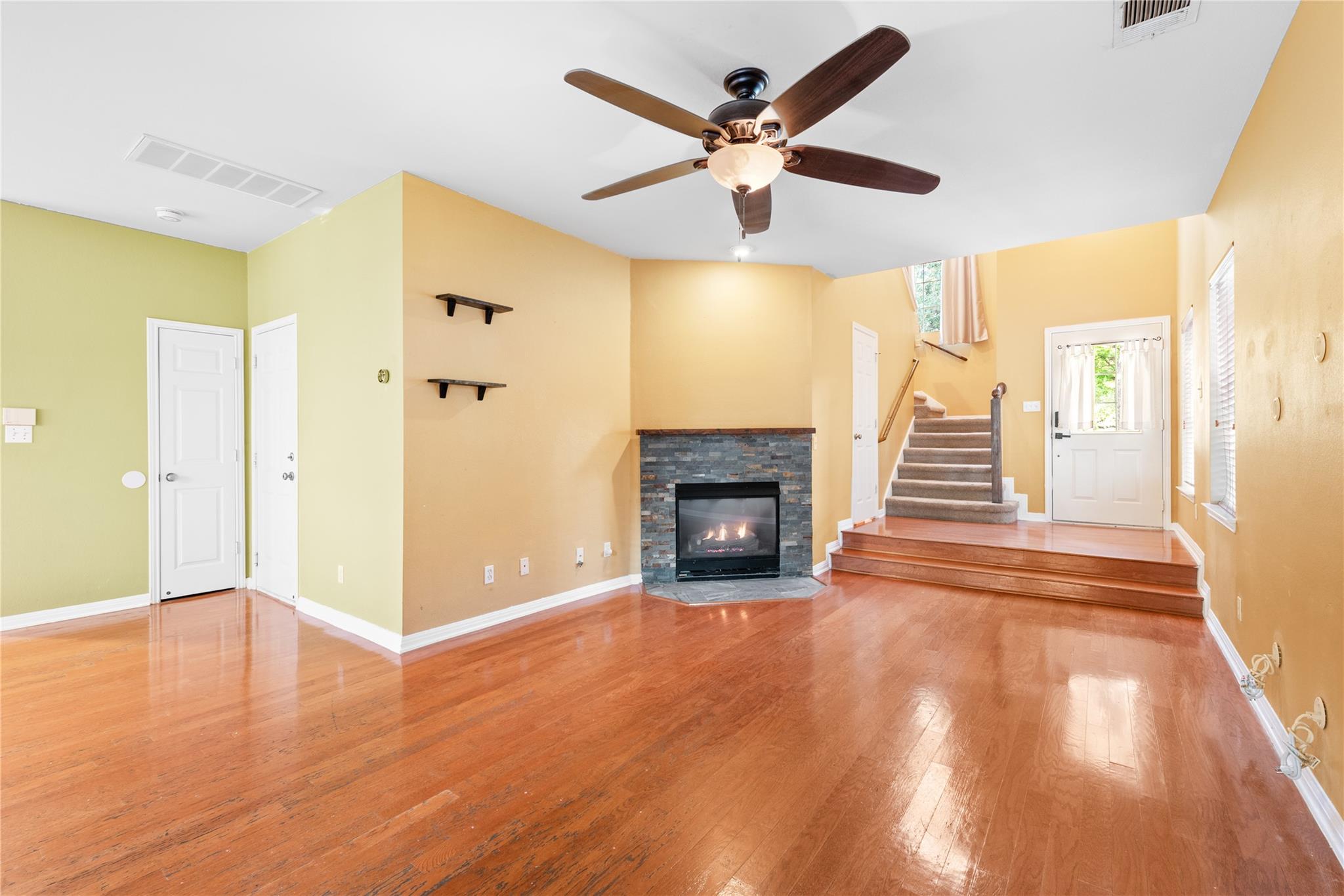 1011 Brodie ST # 6