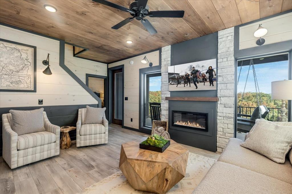 306 Rambling Creek Way Way