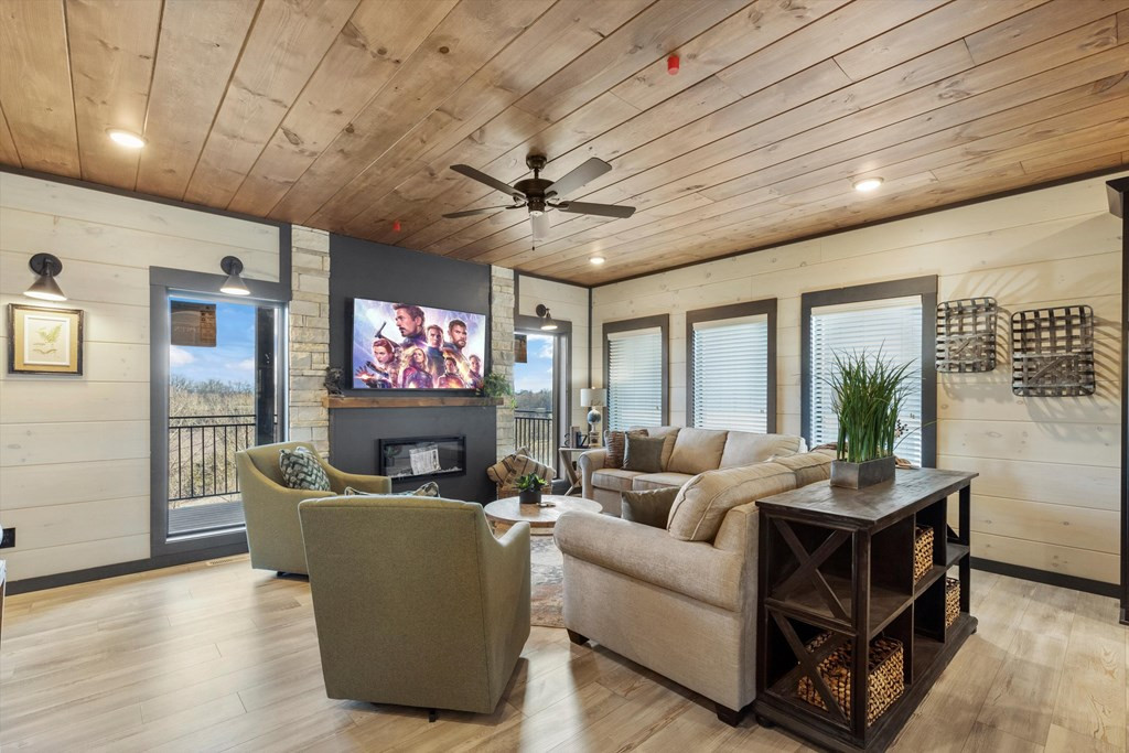 320 Rambling Creek Way Way