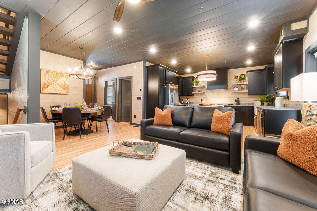 629 Summer Valley Way Unit: LOT 7