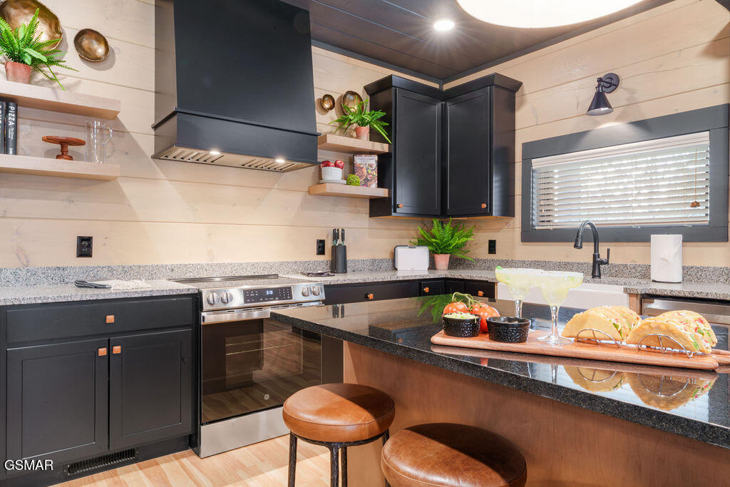 629 Summer Valley Way Unit: LOT 7