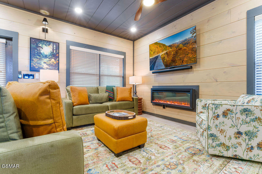 625 Summer Valley Way Unit: LOT 6