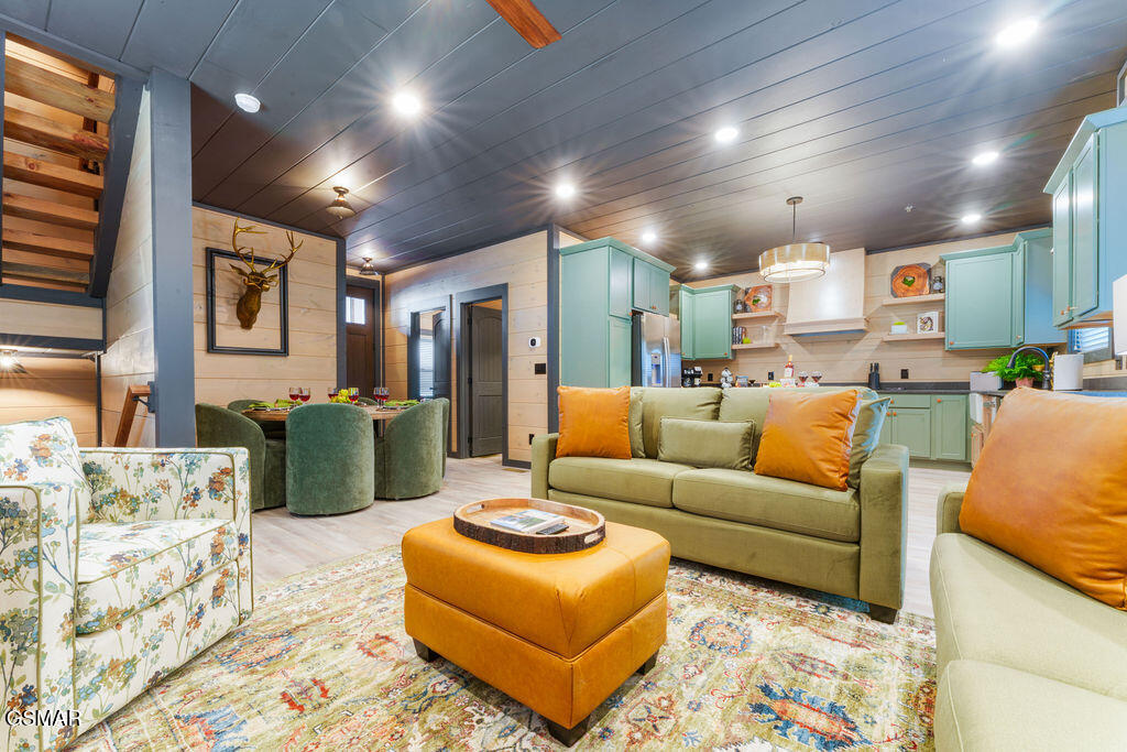 625 Summer Valley Way Unit: LOT 6