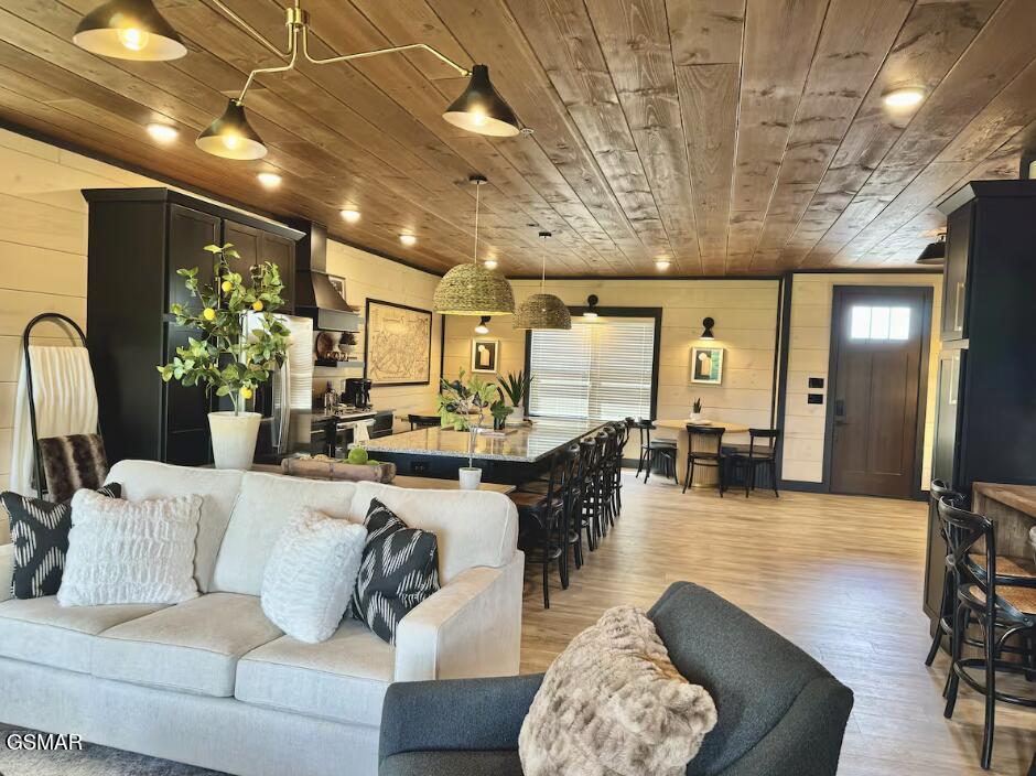 306 Rambling Creek Way Unit: LOT 76R
