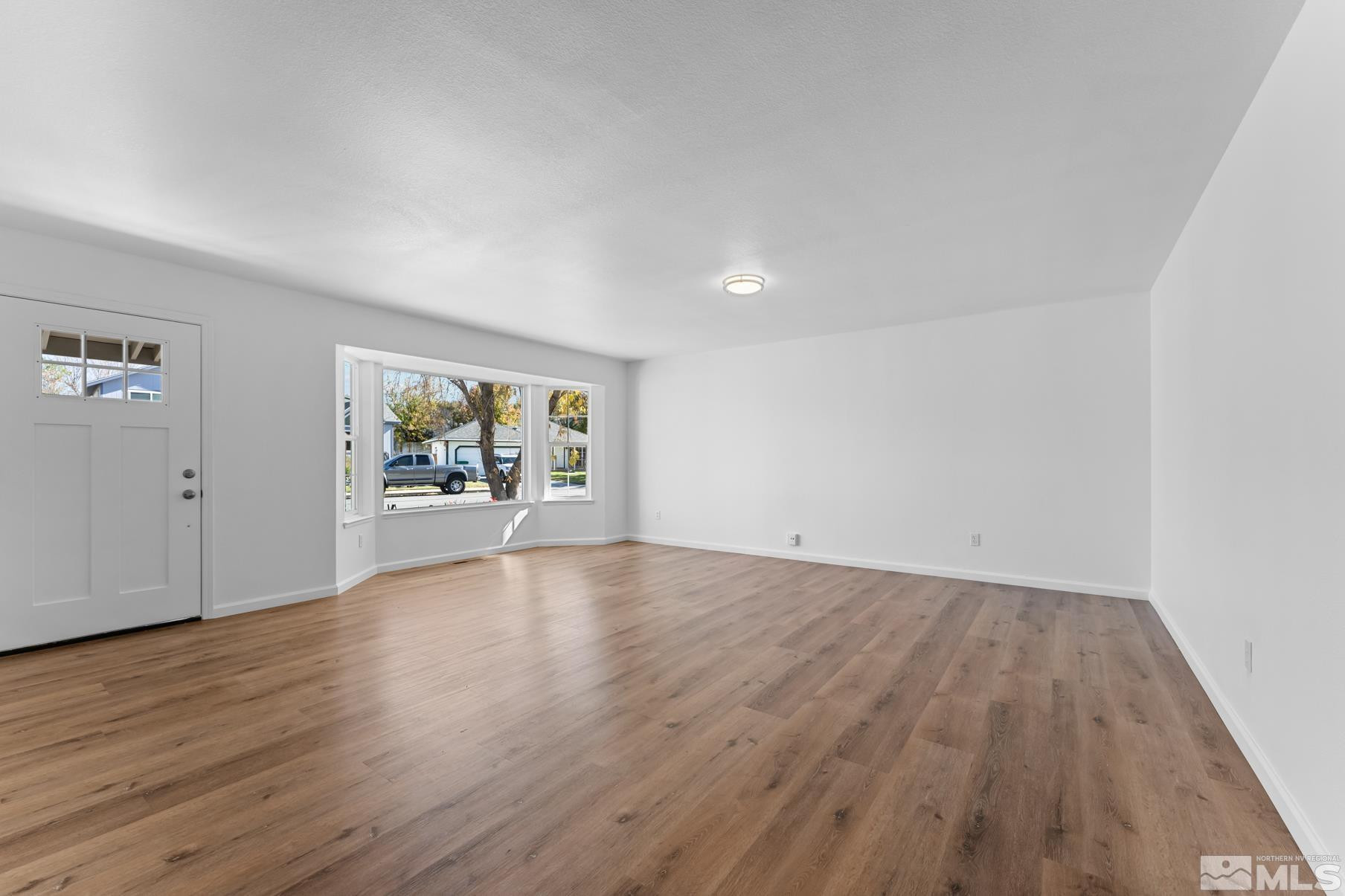 1642 Salmon Drive