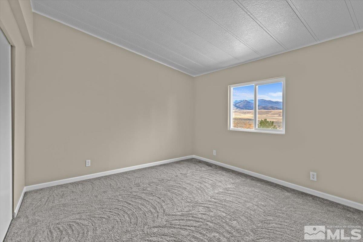 15 Sierra View Road