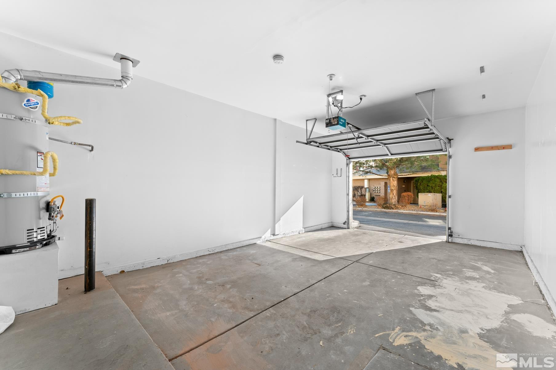 900 South Meadows Parkway 1113