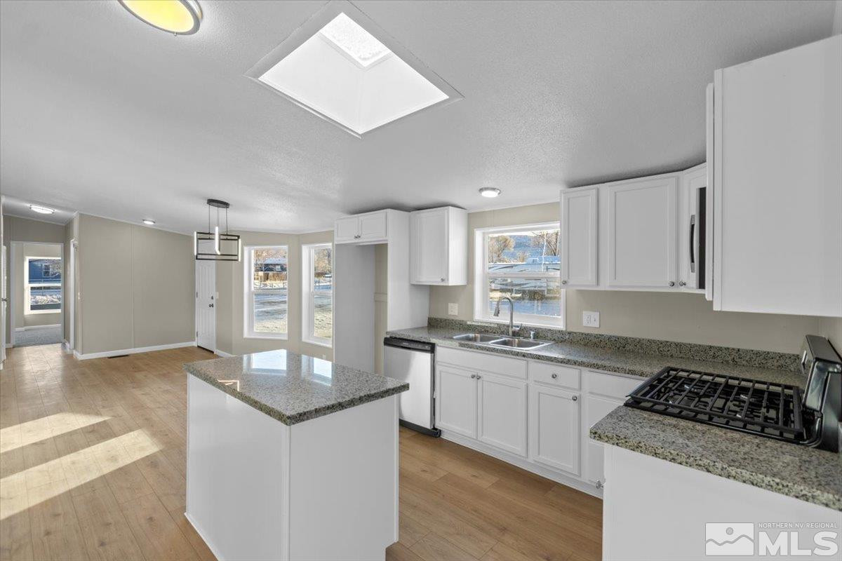 3545 Meadowlark Drive