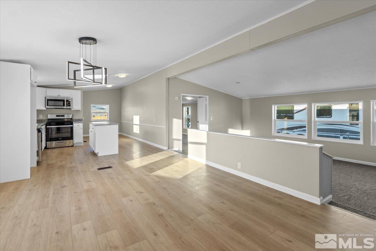 3545 Meadowlark Drive