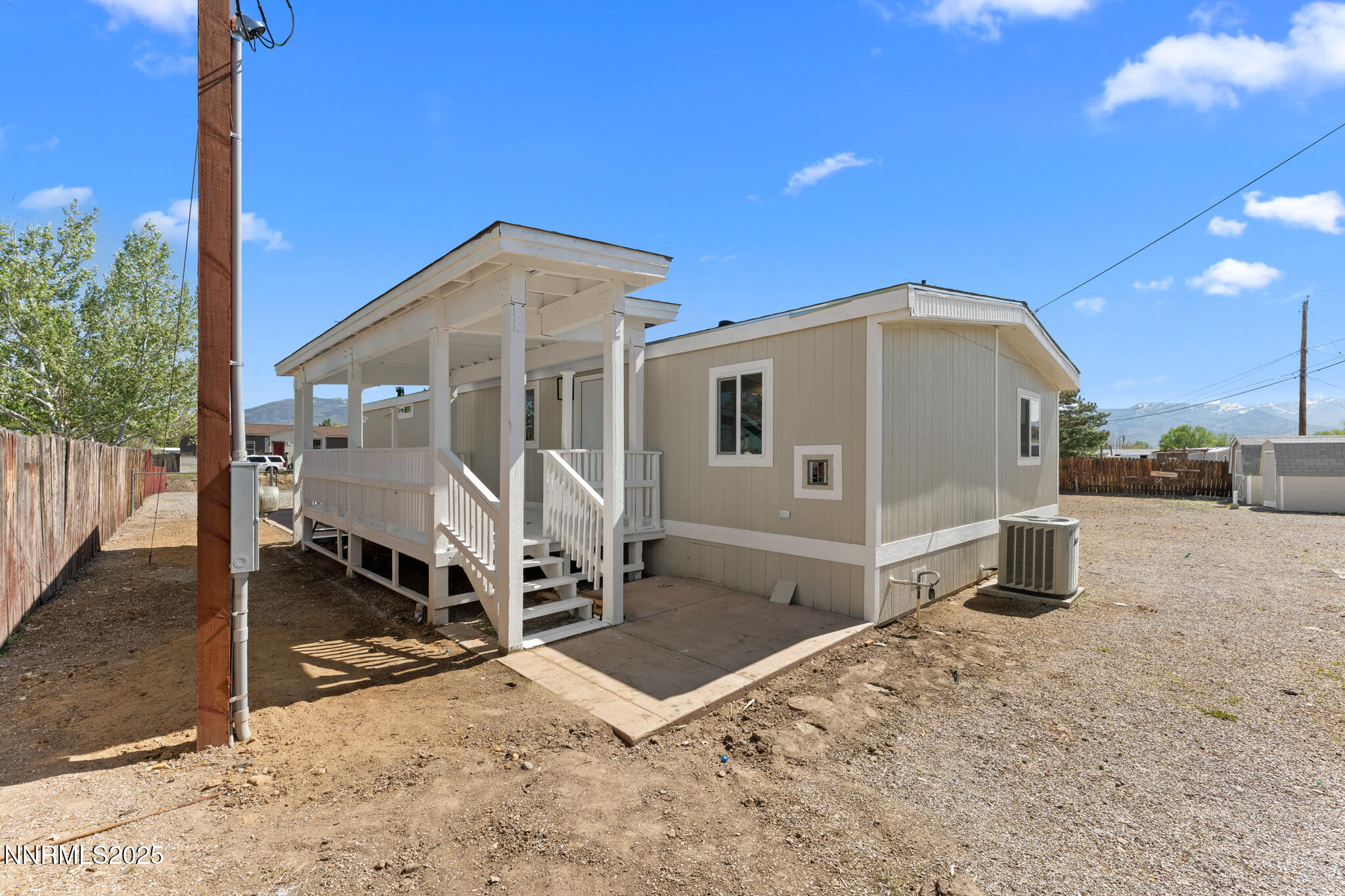 5025 Bobolink Circle
