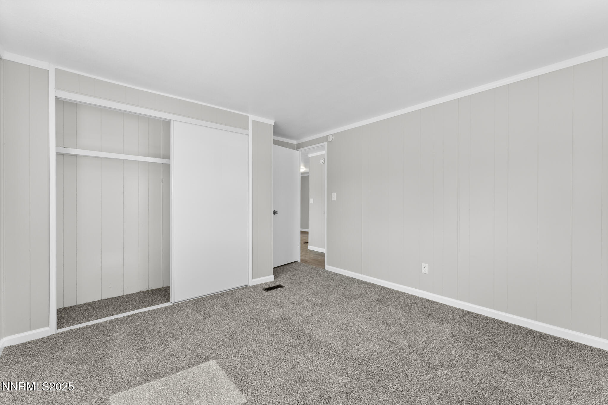 5025 Bobolink Circle