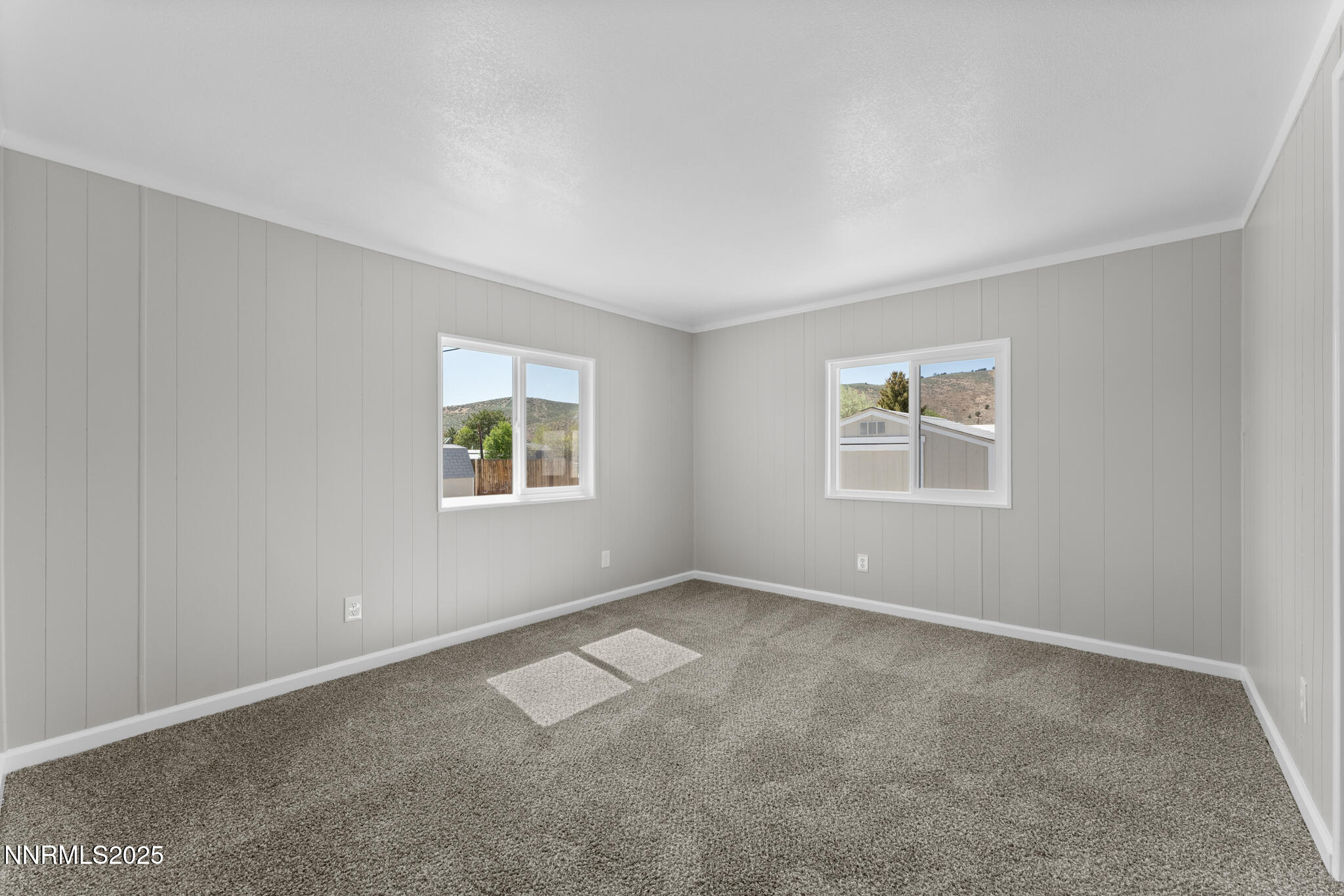 5025 Bobolink Circle