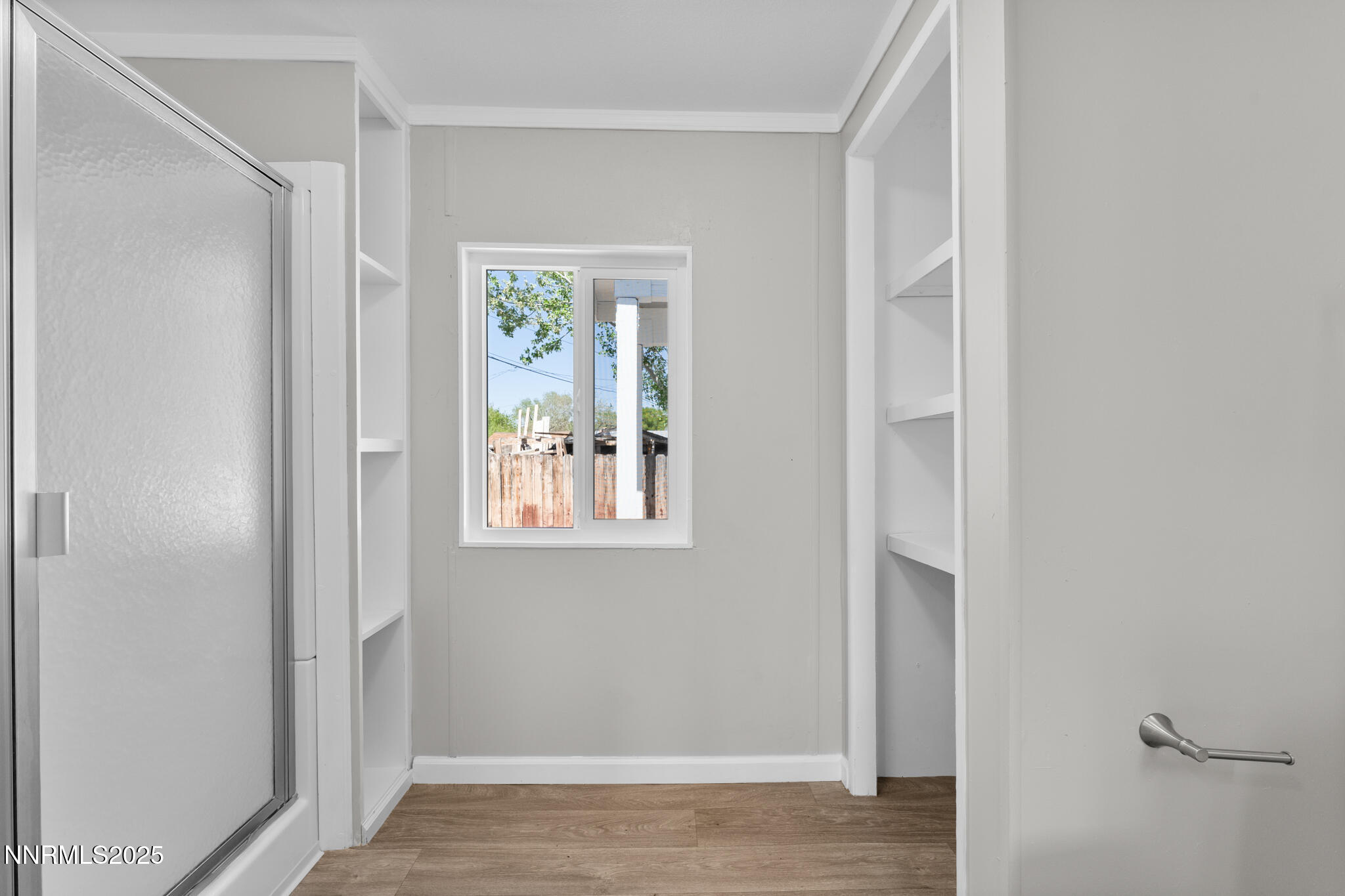 5025 Bobolink Circle
