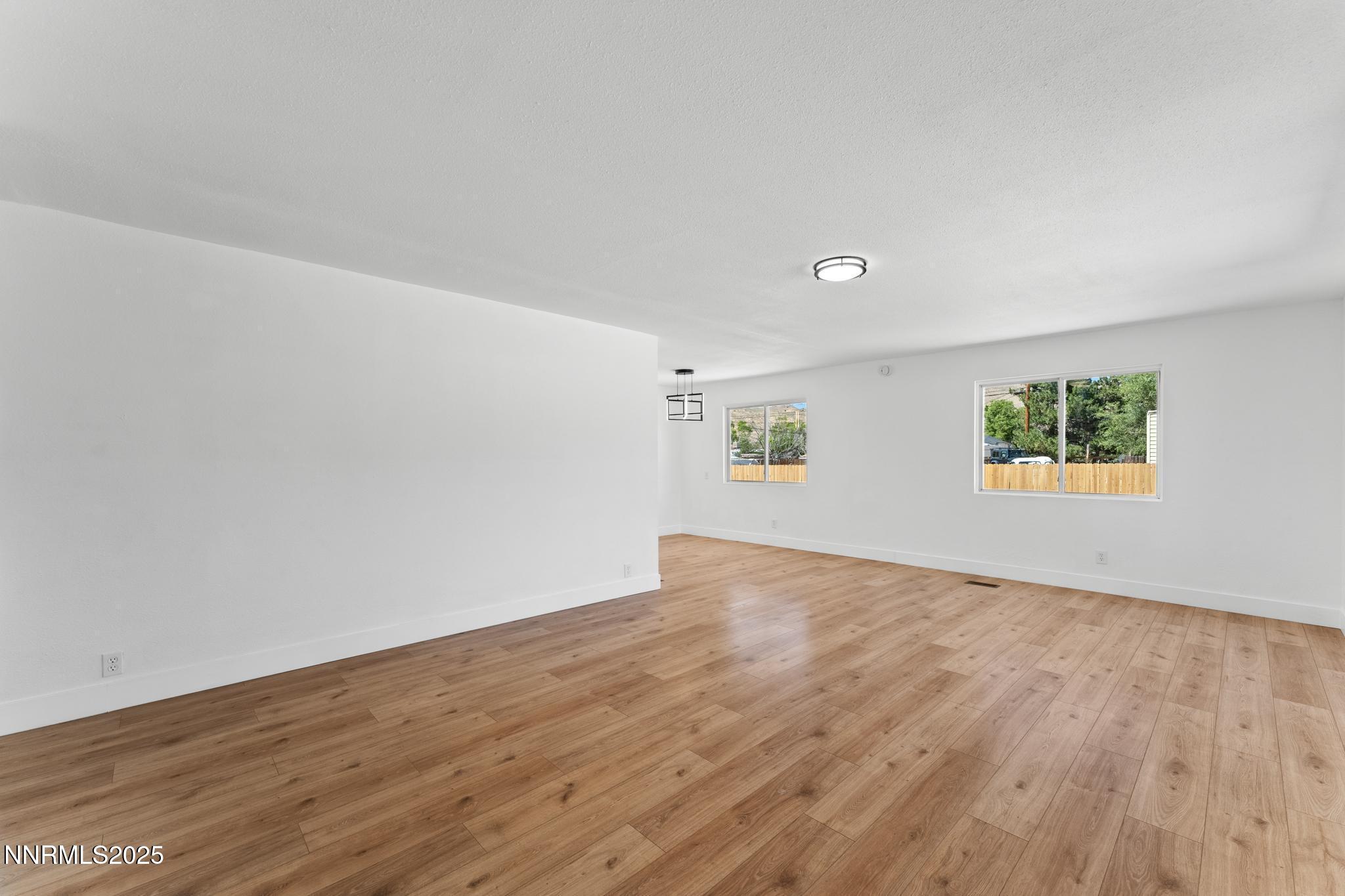 3885 Sandpiper Drive