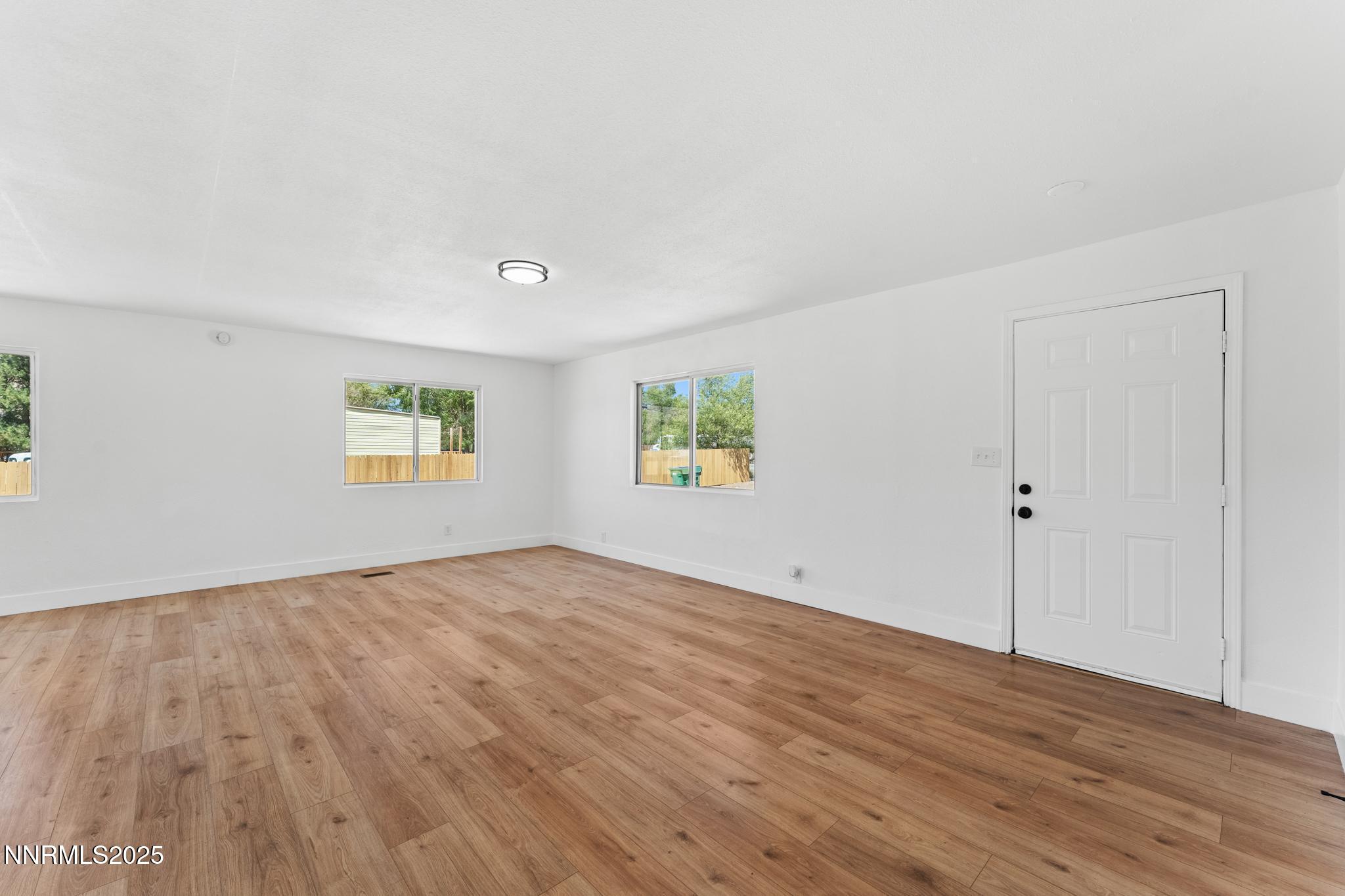 3885 Sandpiper Drive