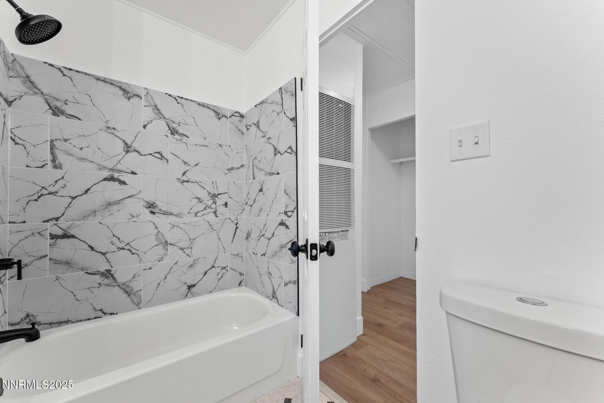 3885 Sandpiper Drive