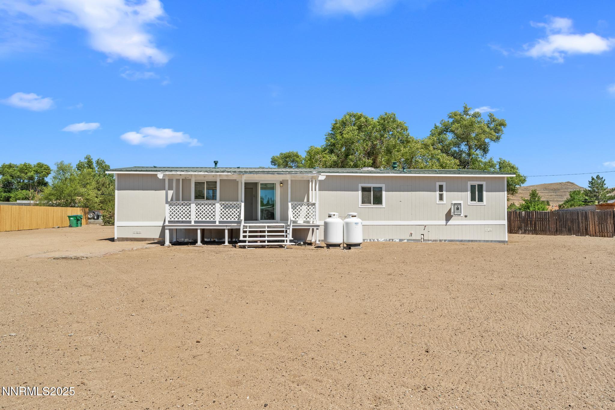 3885 Sandpiper Drive