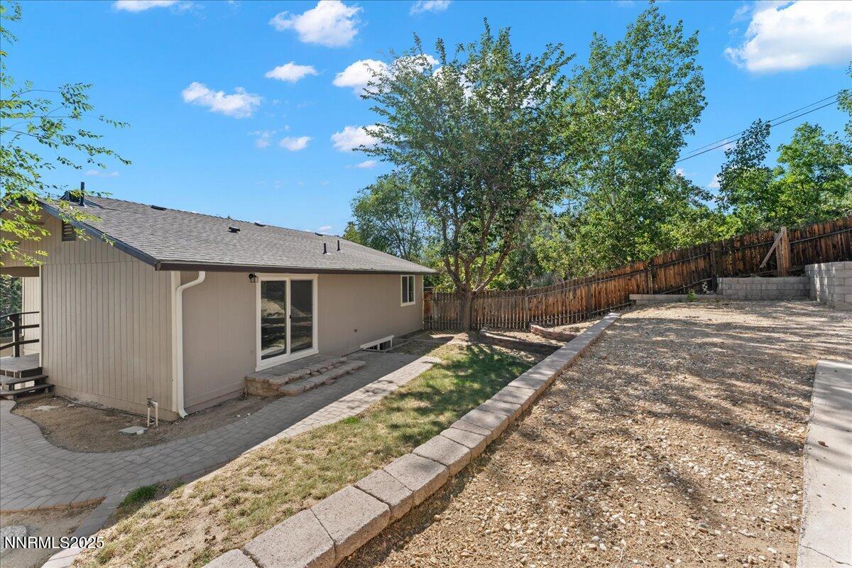 1075 Hartford Court