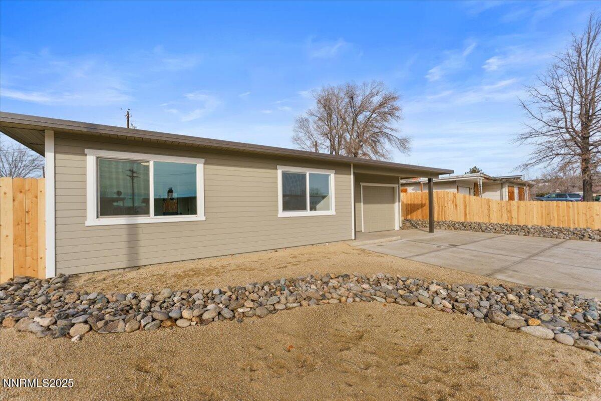 901 Southworth Drive