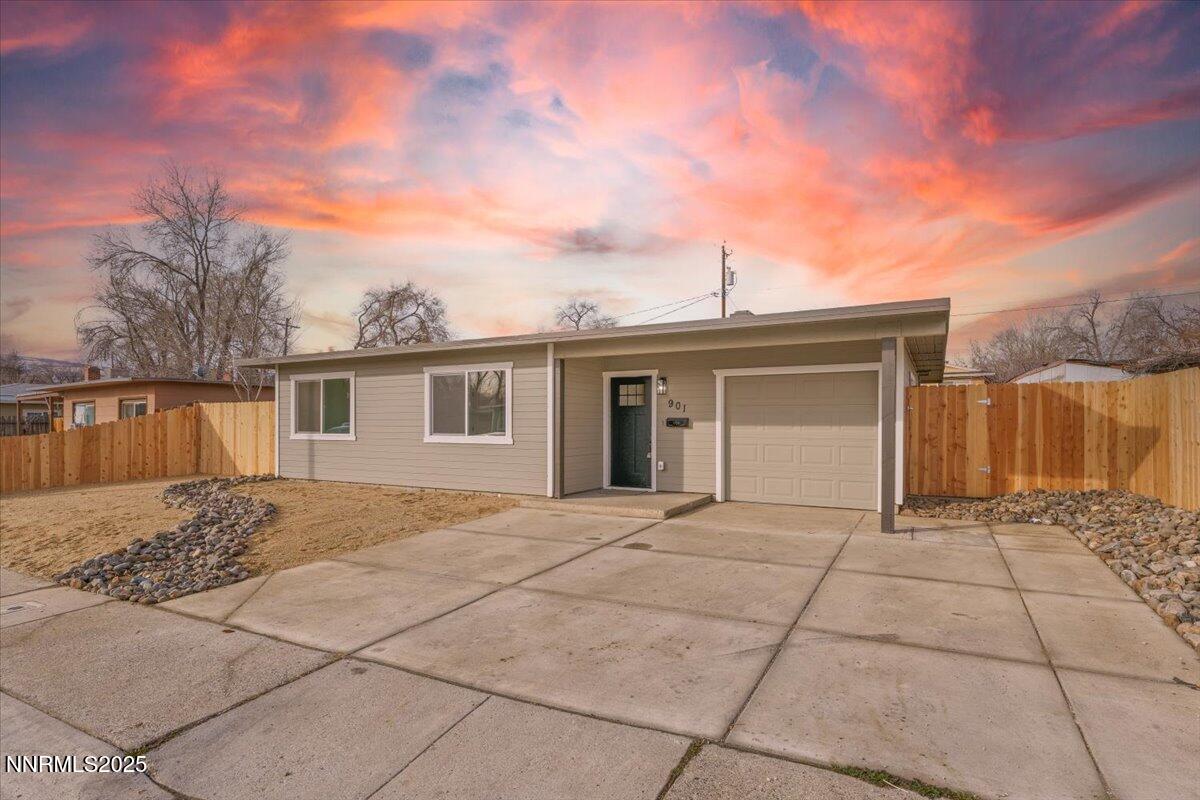 901 Southworth Drive
