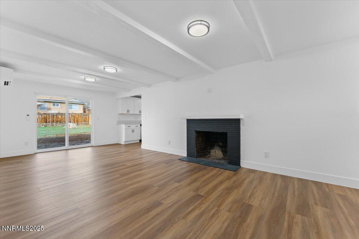 901 Southworth Drive