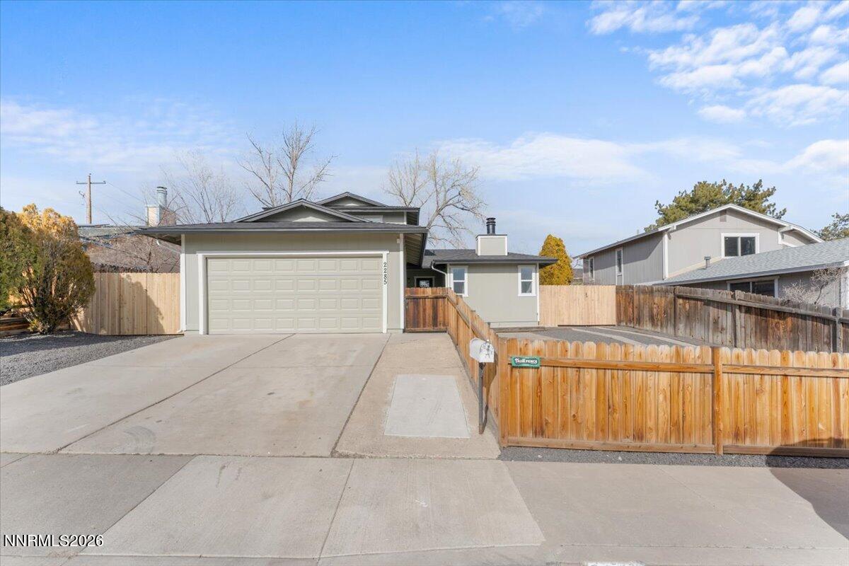 2285 King Edward Drive