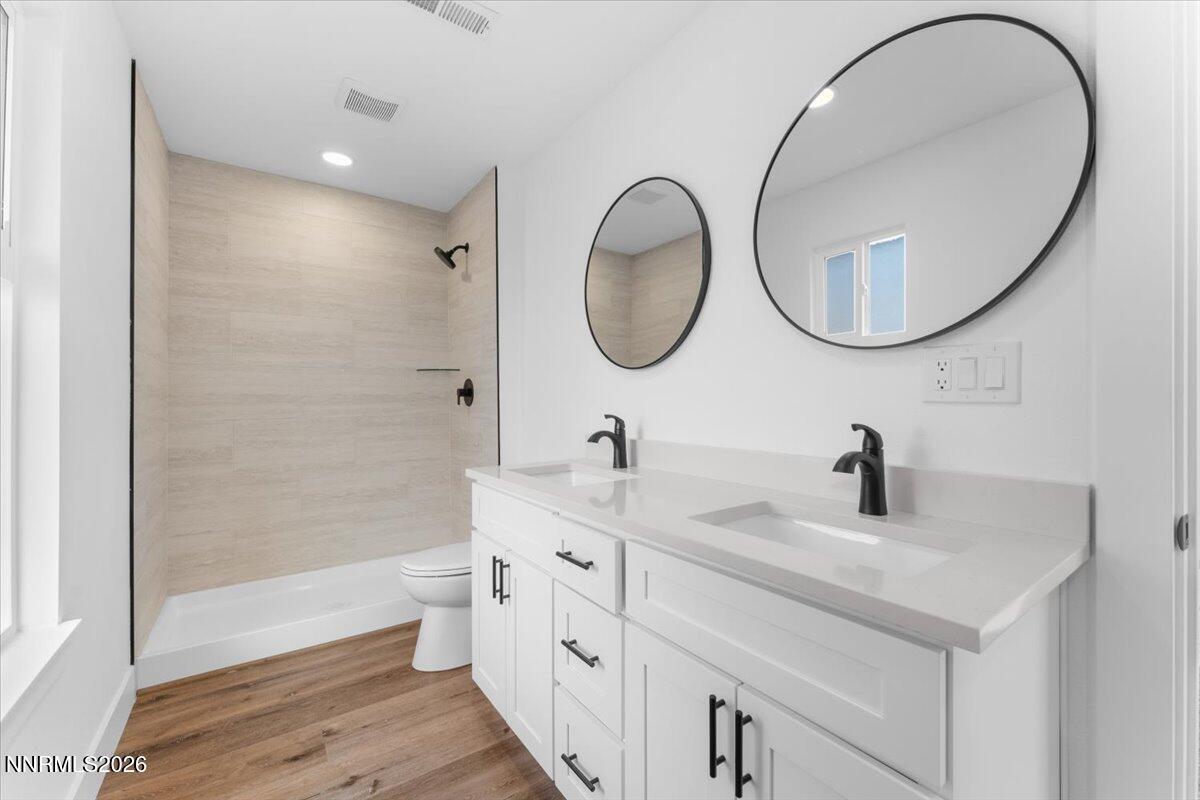 2285 King Edward Drive