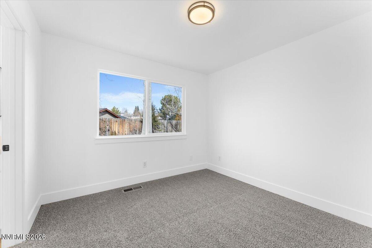 2285 King Edward Drive