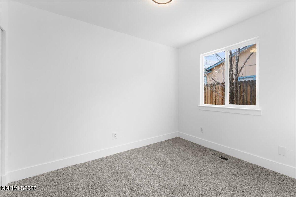 2285 King Edward Drive