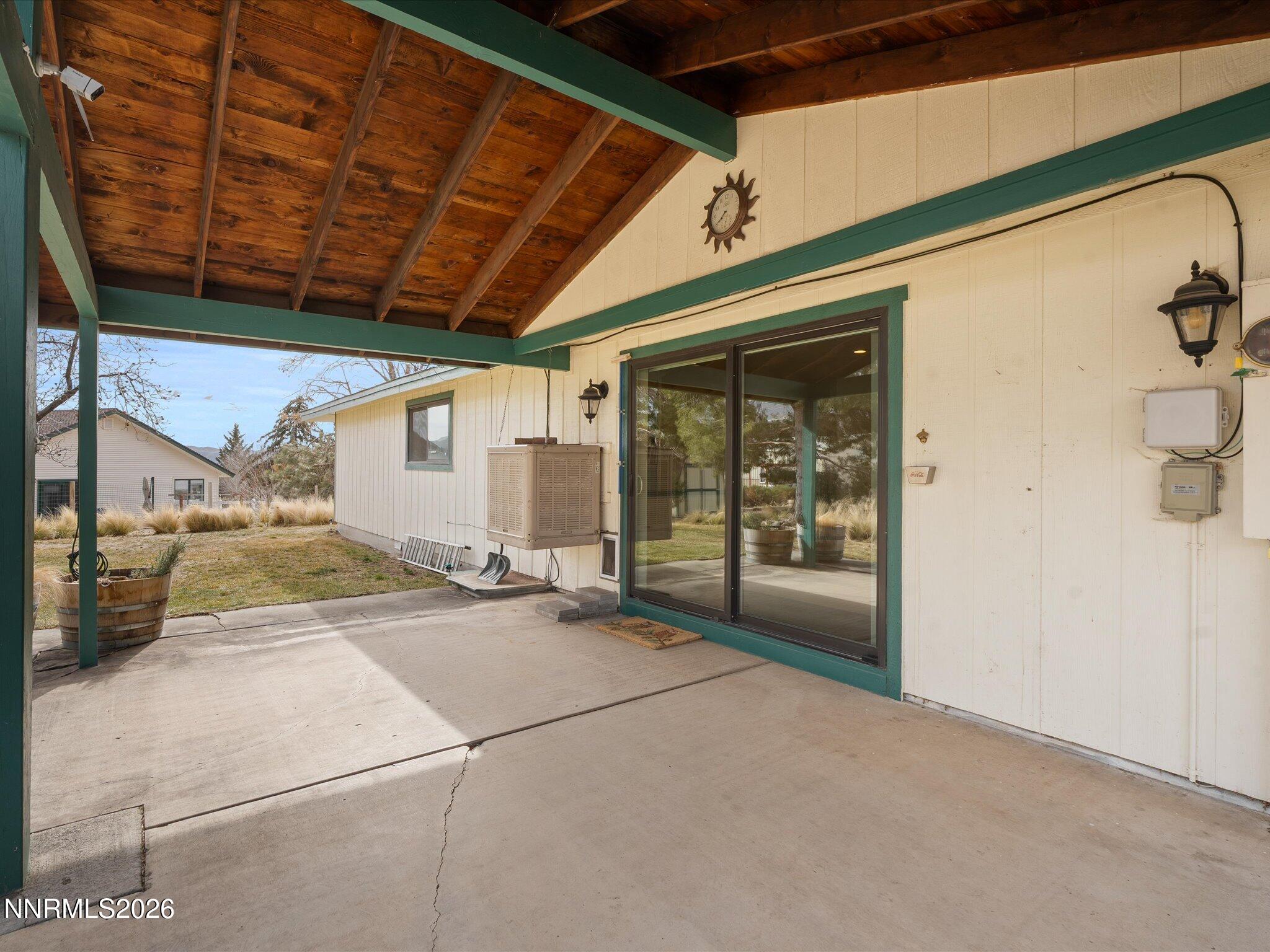 4025 Drake Way