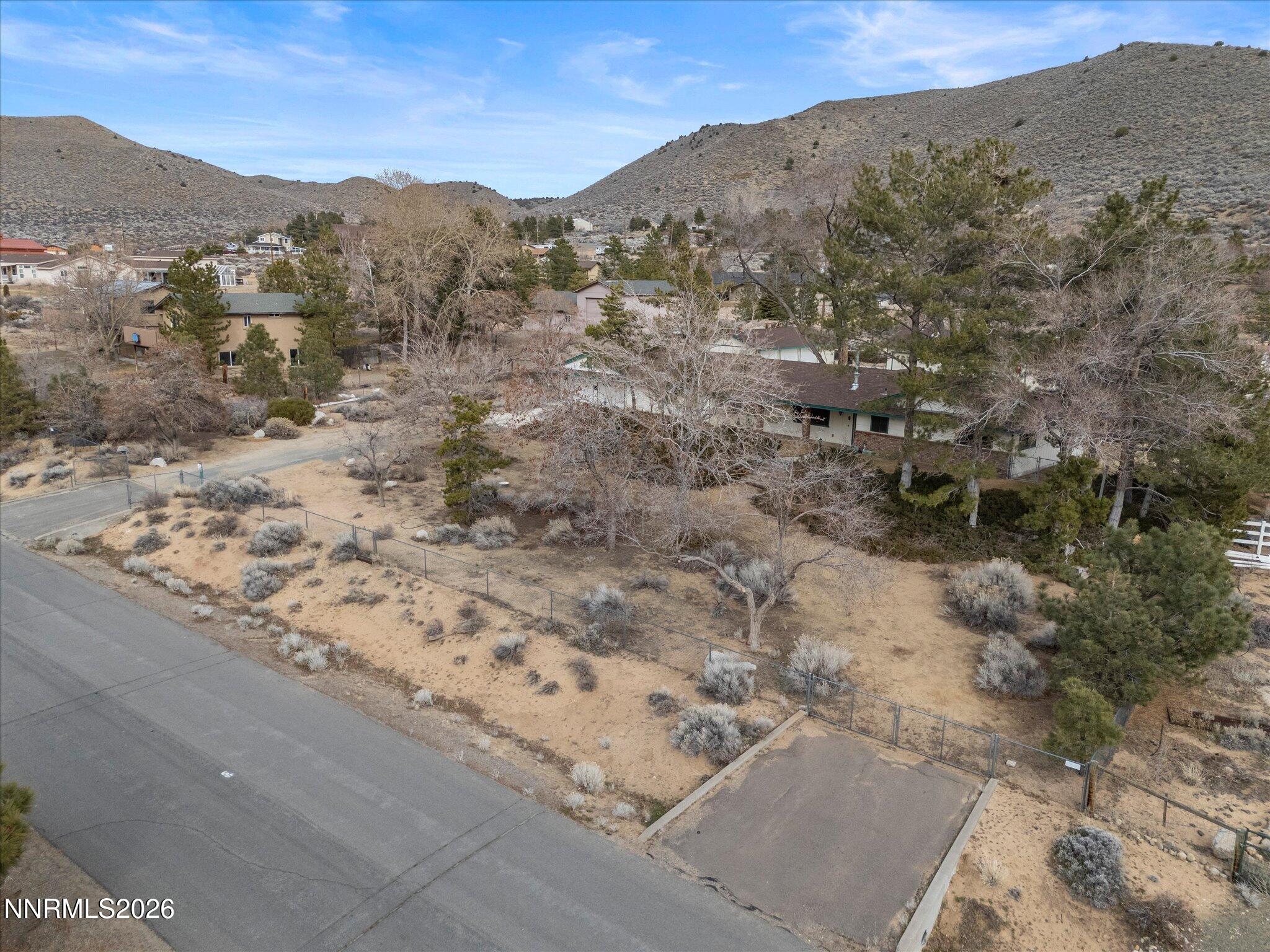 4025 Drake Way