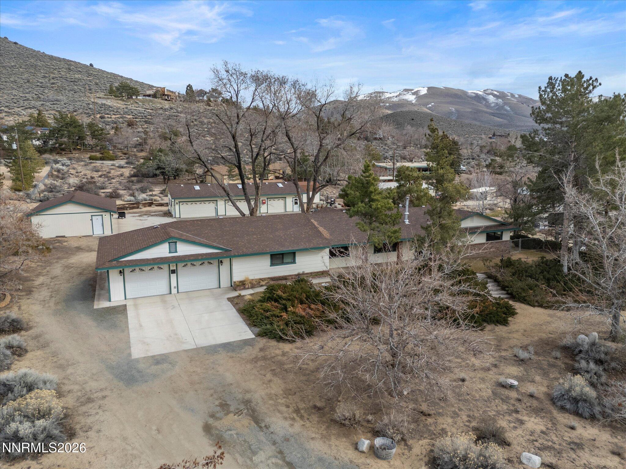 4025 Drake Way