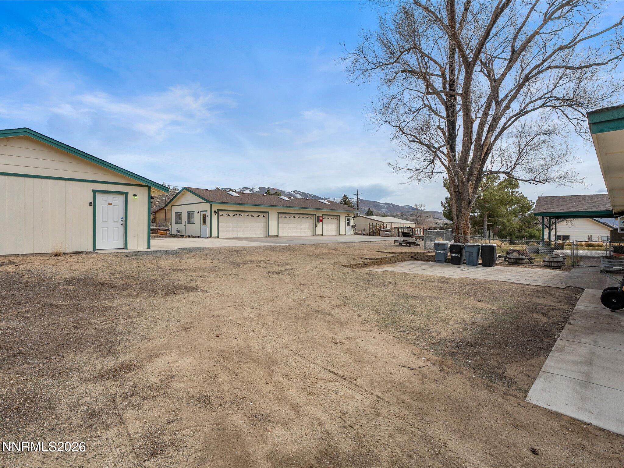 4025 Drake Way