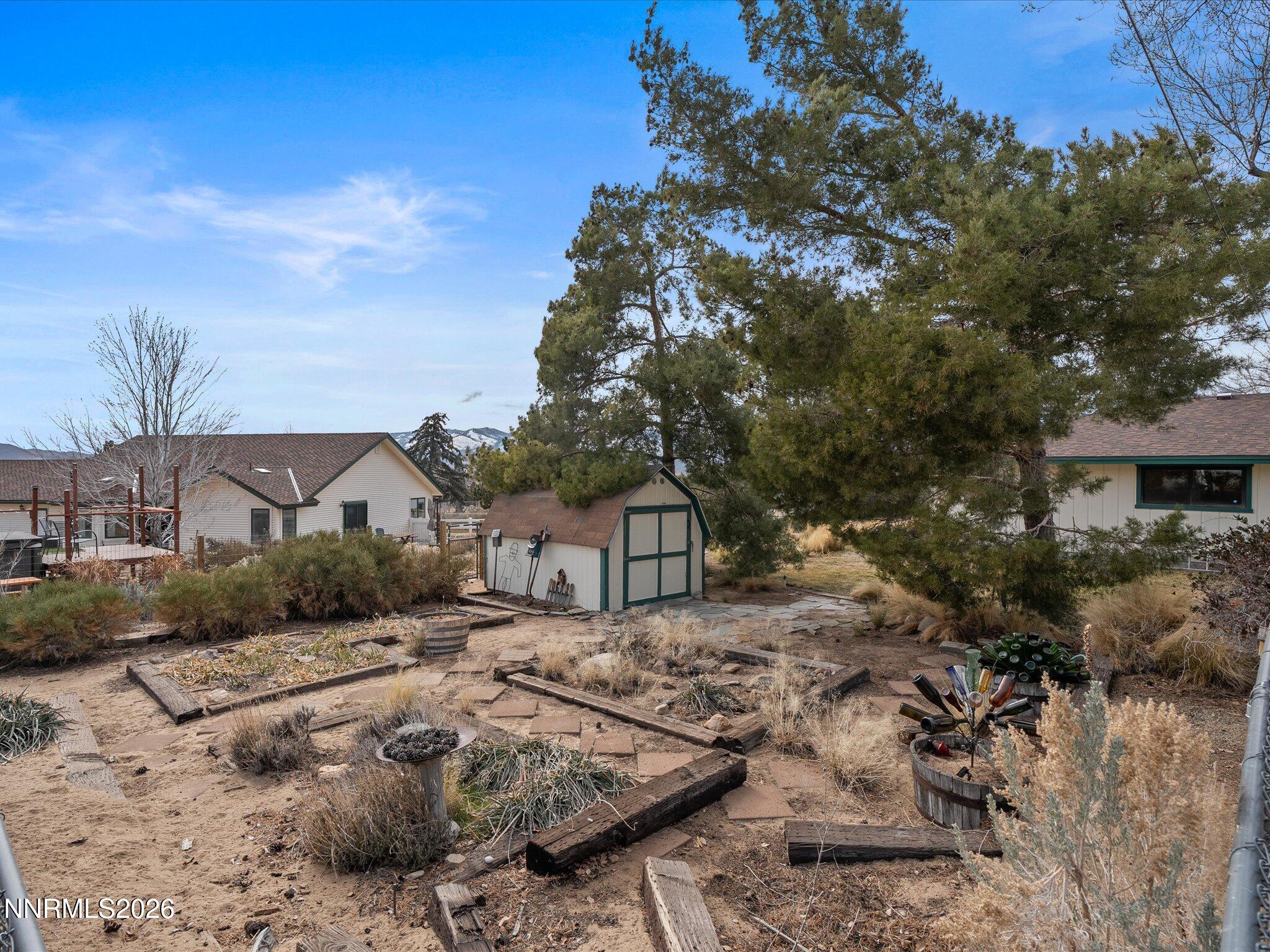 4025 Drake Way