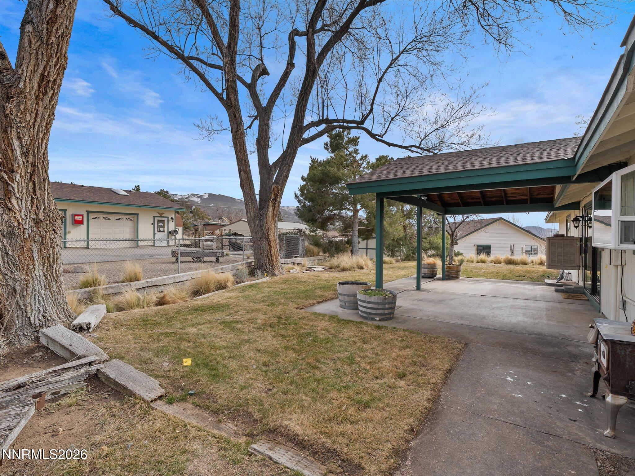 4025 Drake Way
